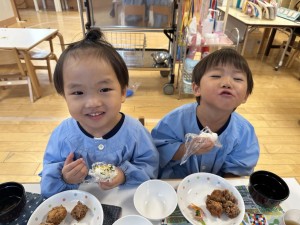 年少組★おにぎりをつくったよ