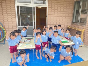 ★年中組★　感触あそび～寒天ゼリー～