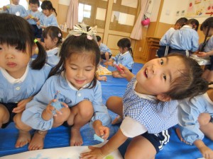 ★年少組★　氷絵の具をしたよ！